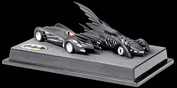 1997 Batmobile Batman and Robin Movie in 1:43 IXO Altaya Standmodell Batmobil 